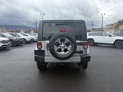 2016 Jeep WRANGLER UNL SAHARA