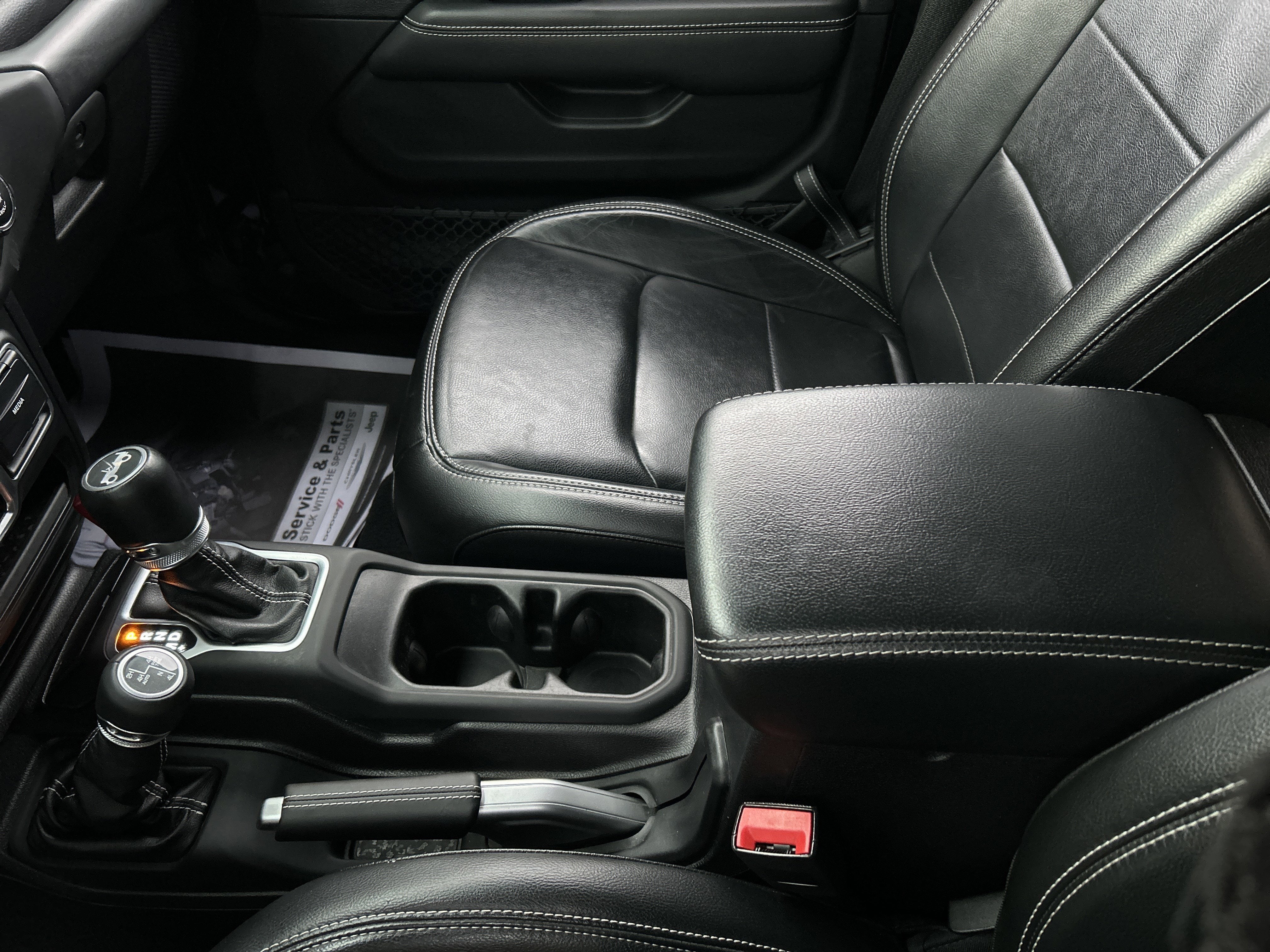 2018 Jeep WRANGLER UNL SAHARA