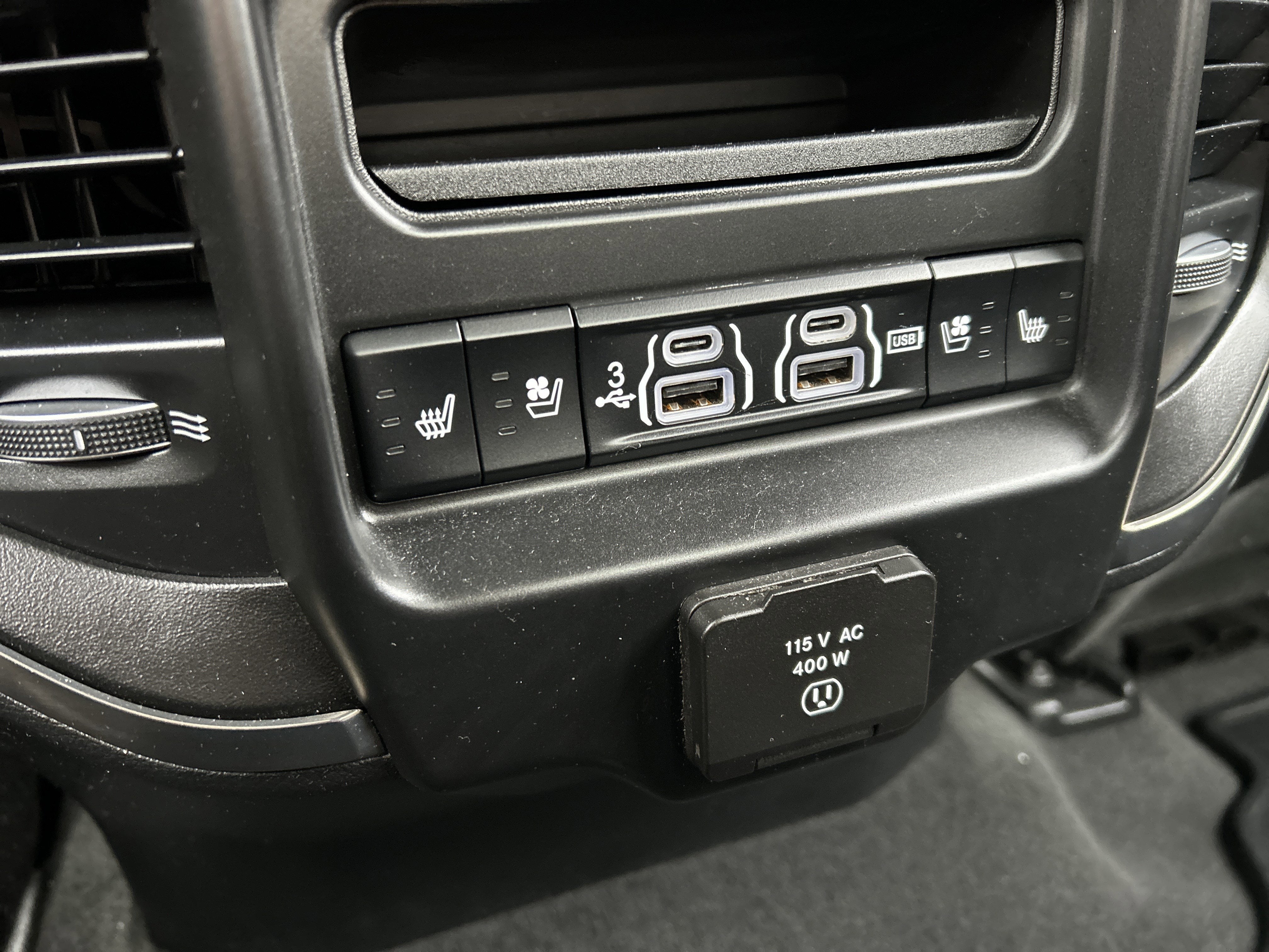 2019 RAM RAM 1500 LIMITED