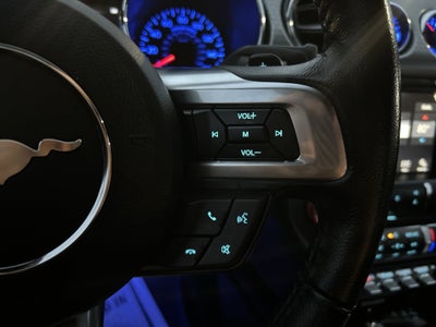 2016 Ford MUSTANG PREMIUM