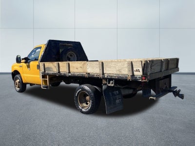 2007 Ford F-350 Chassis XL