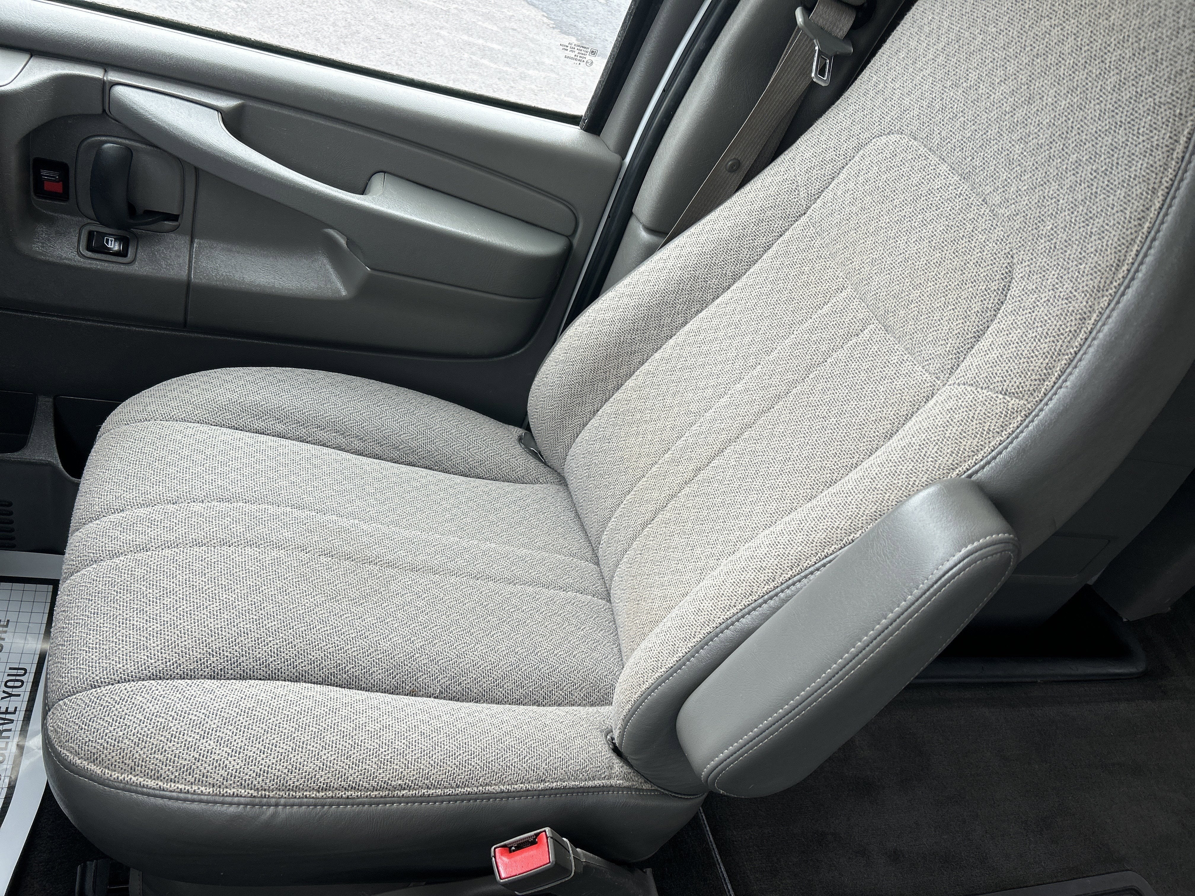 2015 Chevrolet EXPRESS 3500 LT