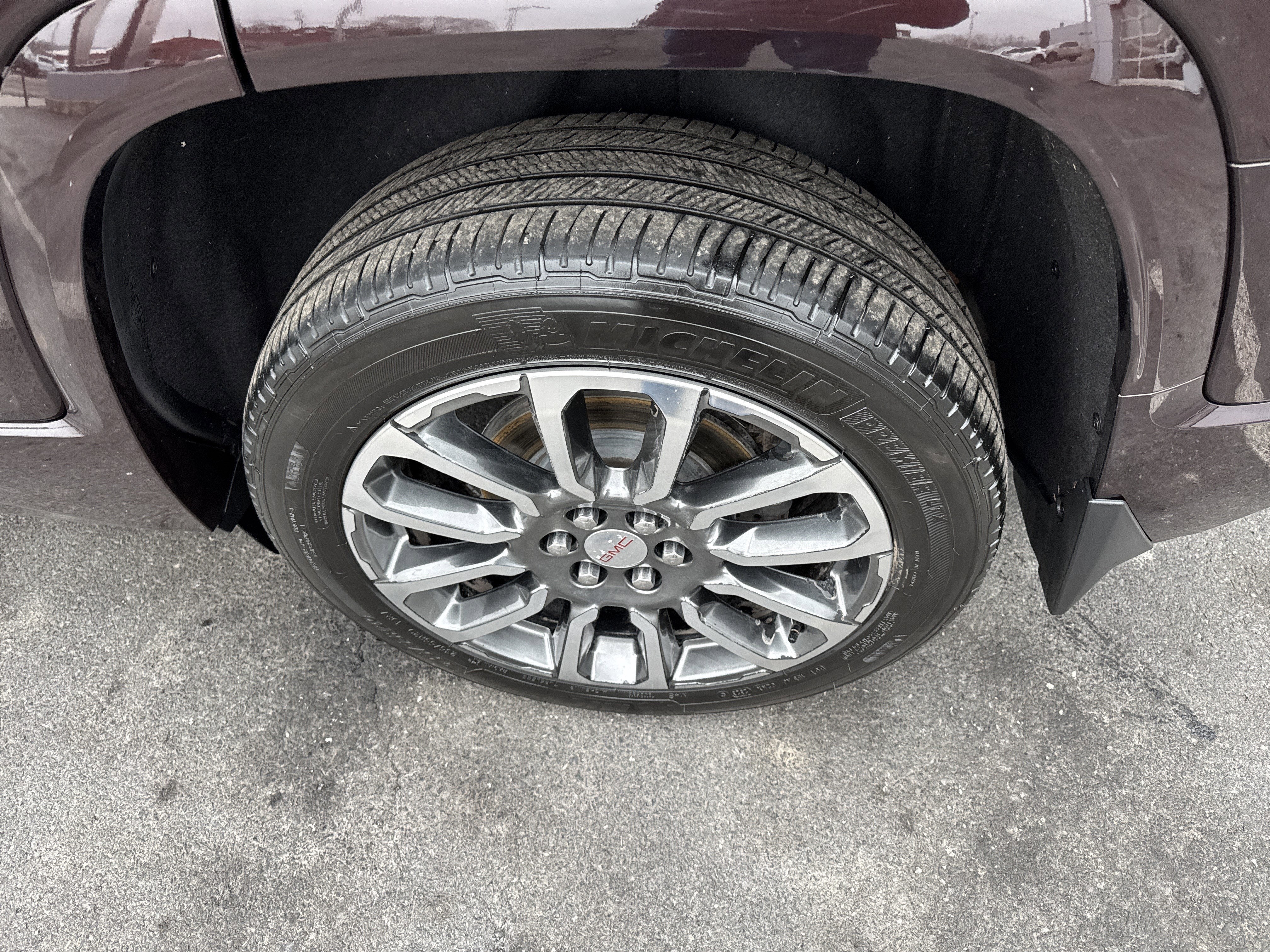 2020 GMC Acadia Denali