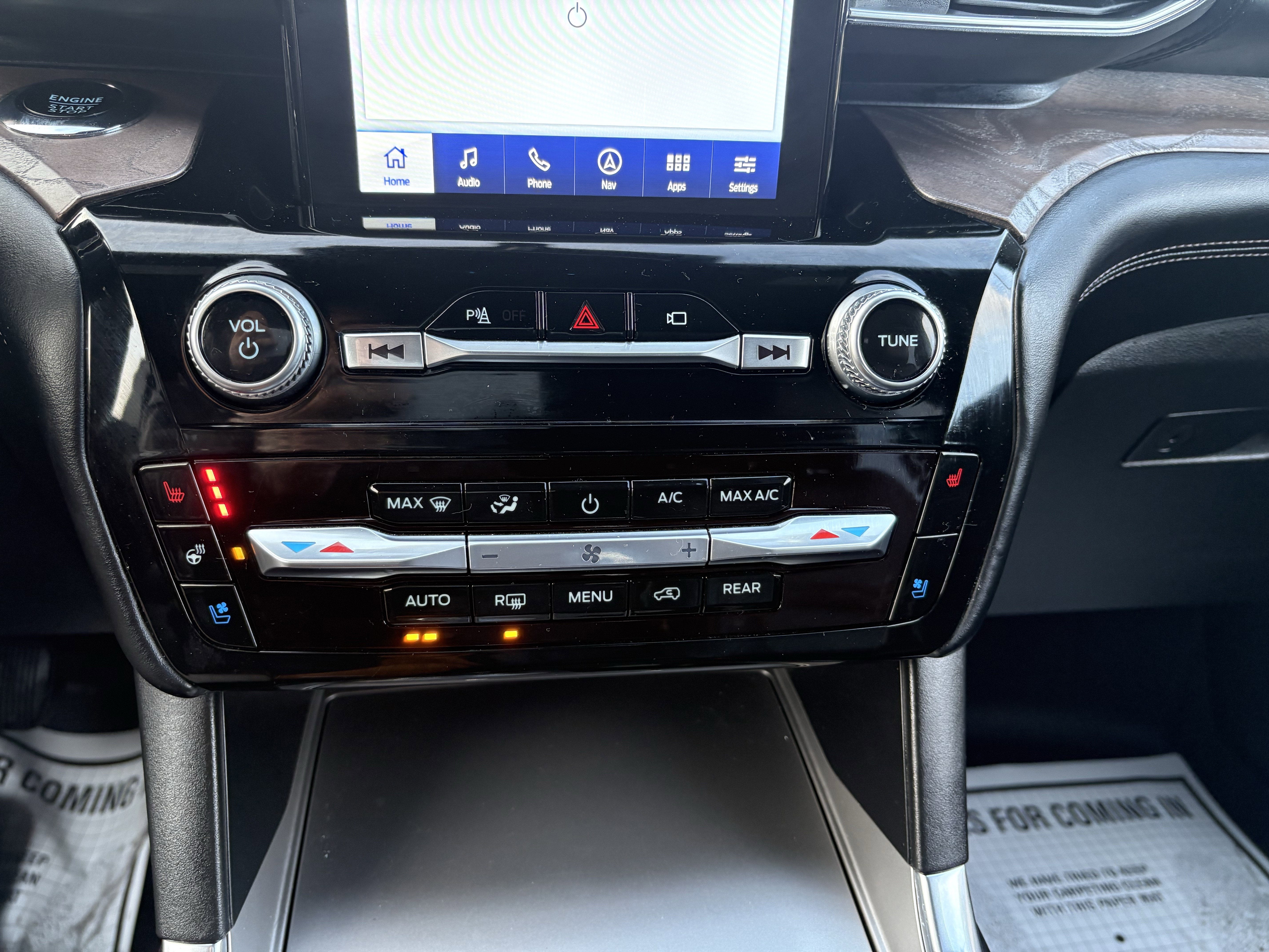 2022 Ford EXPLORER PLATINUM