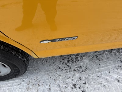 2005 Chevrolet EXPRESS 3500 BASE