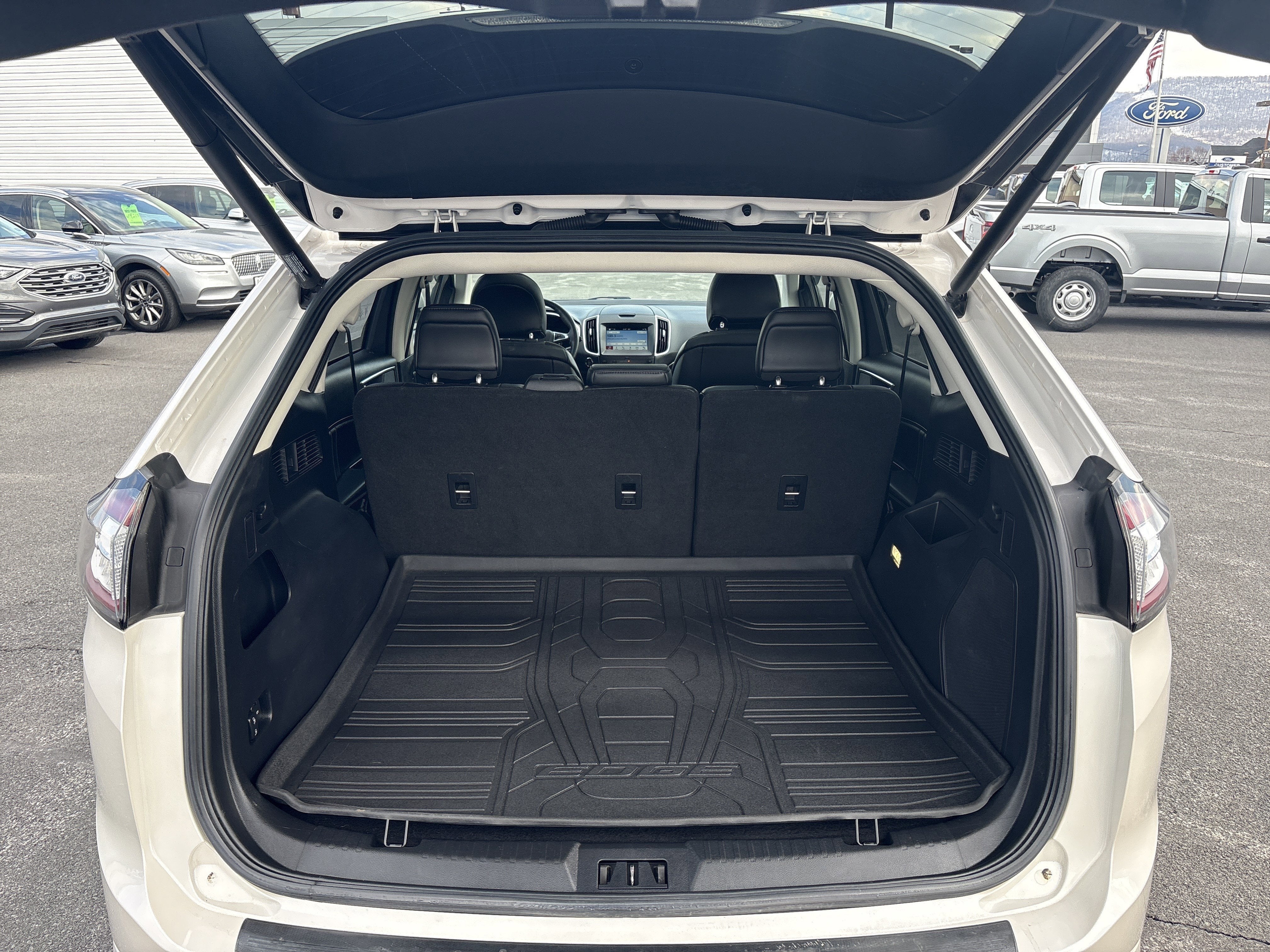 2016 Ford EDGE SPORT